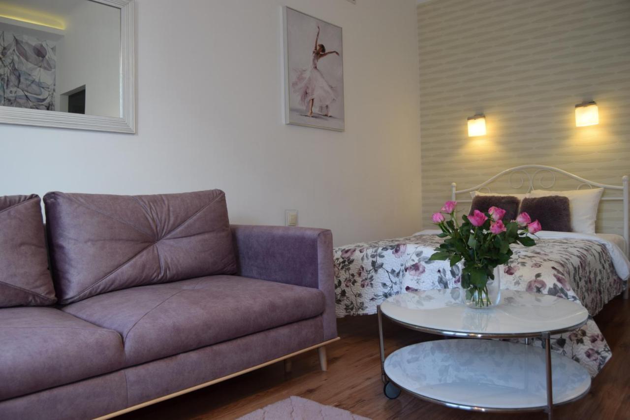 Be My Guest - Krucza Elegant Apartment - Rondo De Gaulle'A Center Of Warsaw Metro Wi-Fi Breakfast Exterior photo