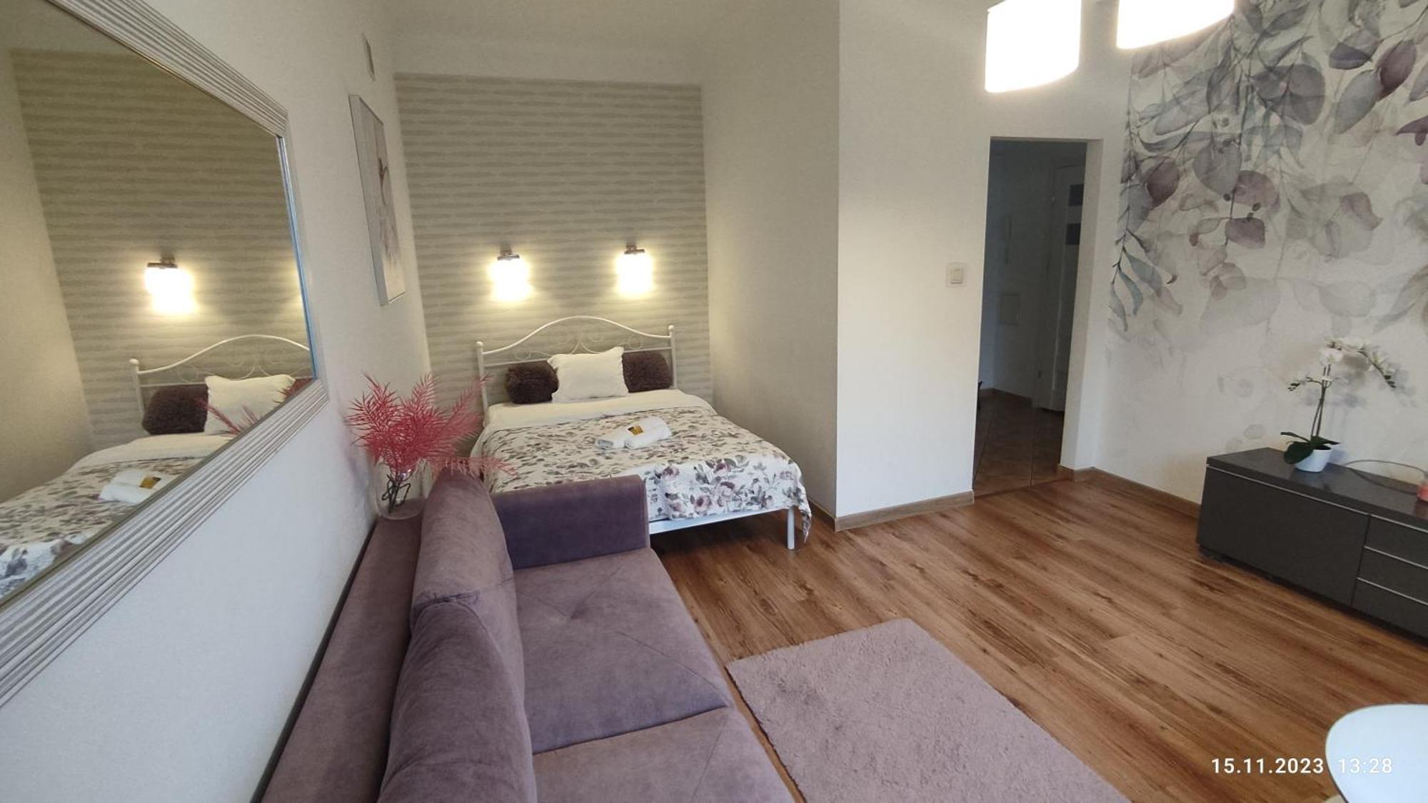 Be My Guest - Krucza Elegant Apartment - Rondo De Gaulle'A Center Of Warsaw Metro Wi-Fi Breakfast Exterior photo